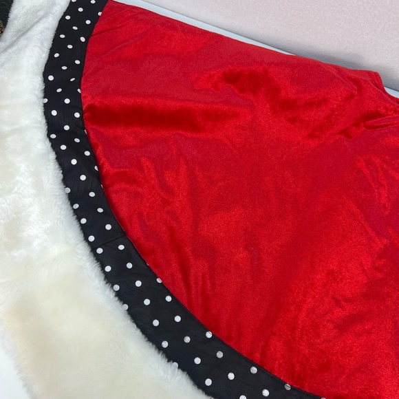 Christmas Tree Skirt Large 46" Red Velvet Black Polka Dot Bows Holiday Whimsical - Picture 9 of 12